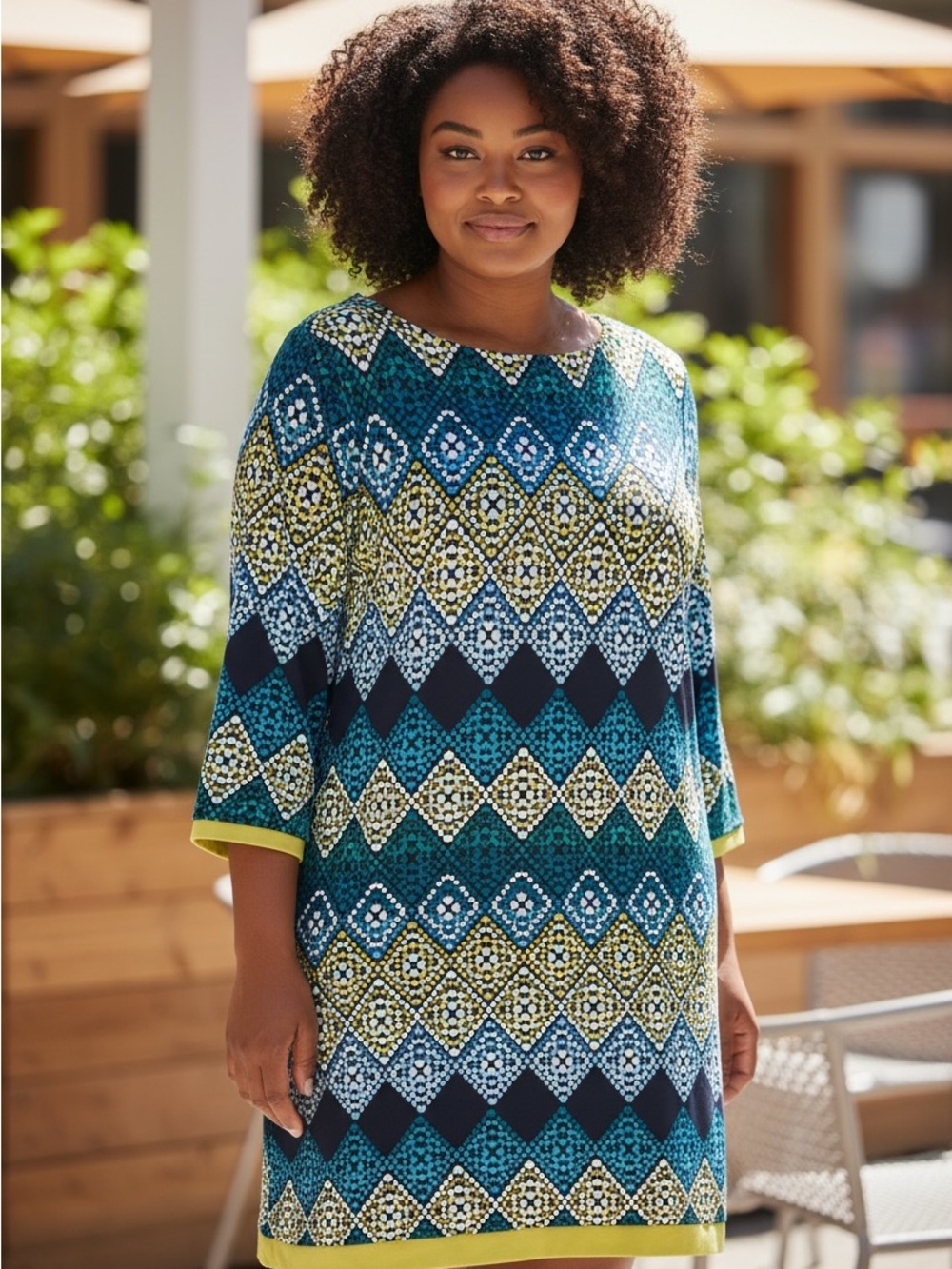 DRESSBARN Women’s Blue & Green Patterned Boatneck Top size 10